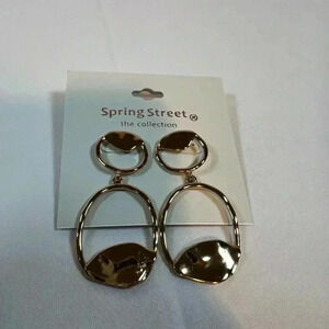 SPRING STREET THE COLLECTION GOLD TONE‎ EARRINGS POST BACKS NWT